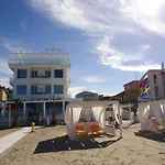 Baldinini & Gb Restaurant 4*