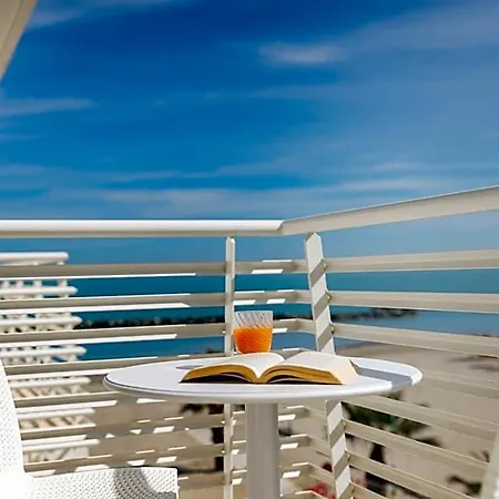 Baldinini & Gb Restaurant 4*