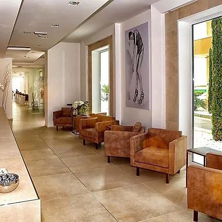 Baldinini & Gb Restaurant 4* Rimini