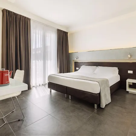 Baldinini & Gb Restaurant 4*