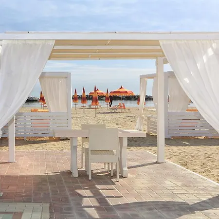 Baldinini & Gb Restaurant 4* Rimini